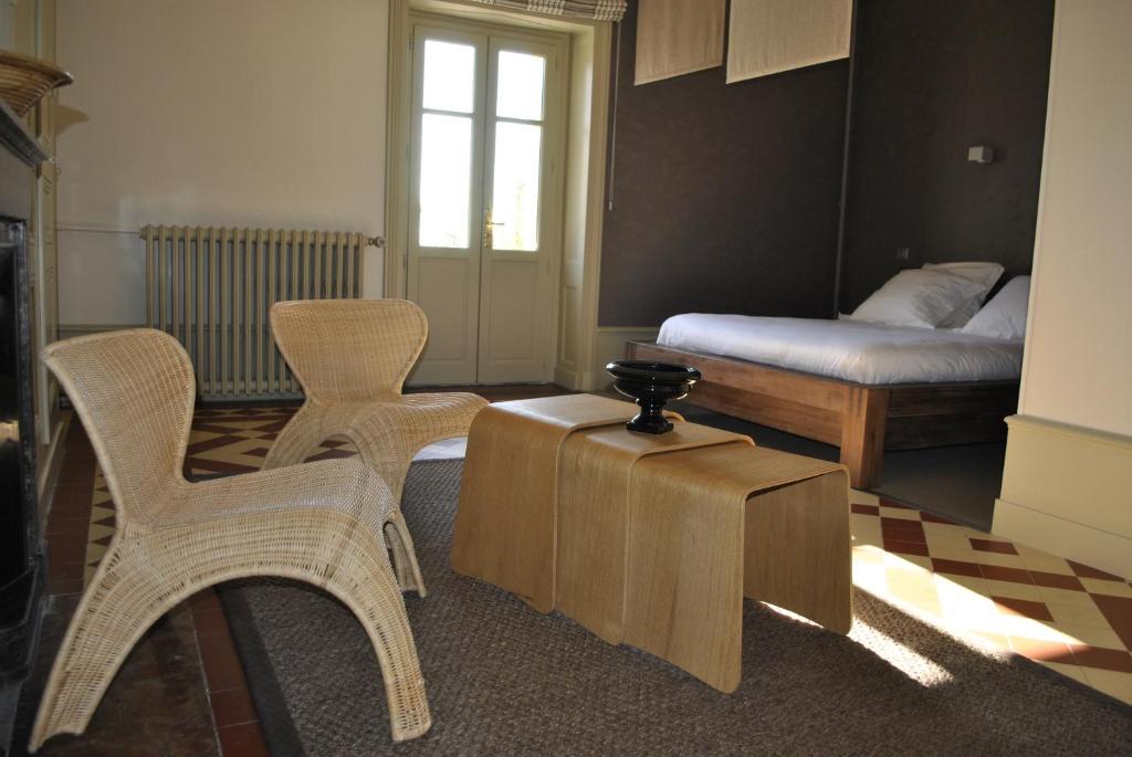Chateau De Bellevue B&B Villié-Morgon Rom bilde